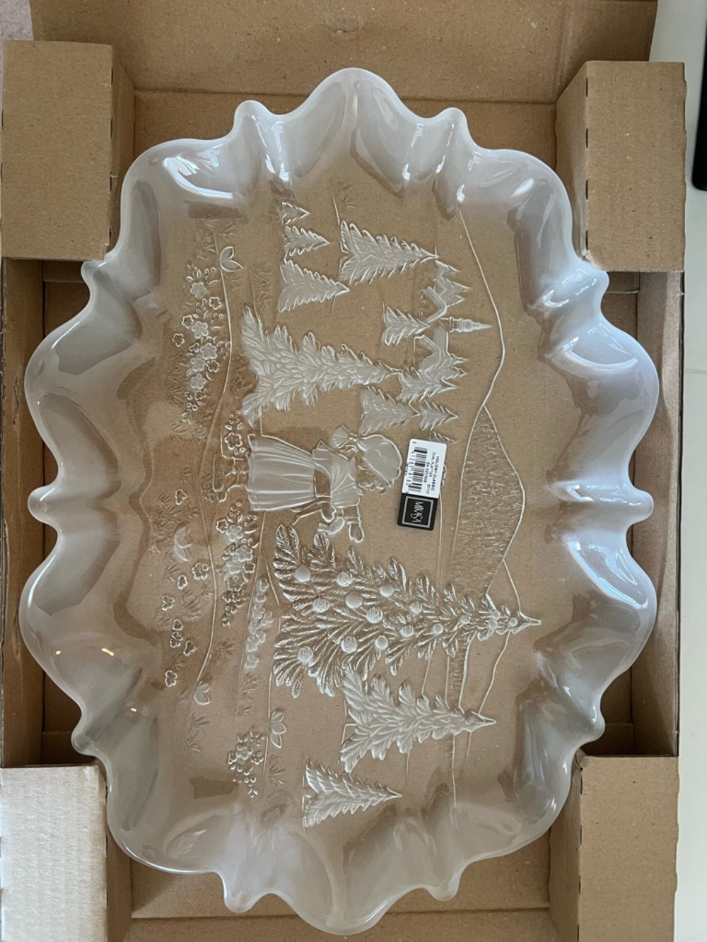 Mikasa Clear Scalloped Glass Serving Platter